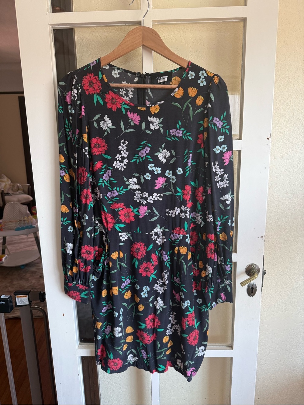 Yumi Kim Akita Dress Garden at Dawn Black Floral Mini Dress Size 10 (runs small) - Picture 4 of 5